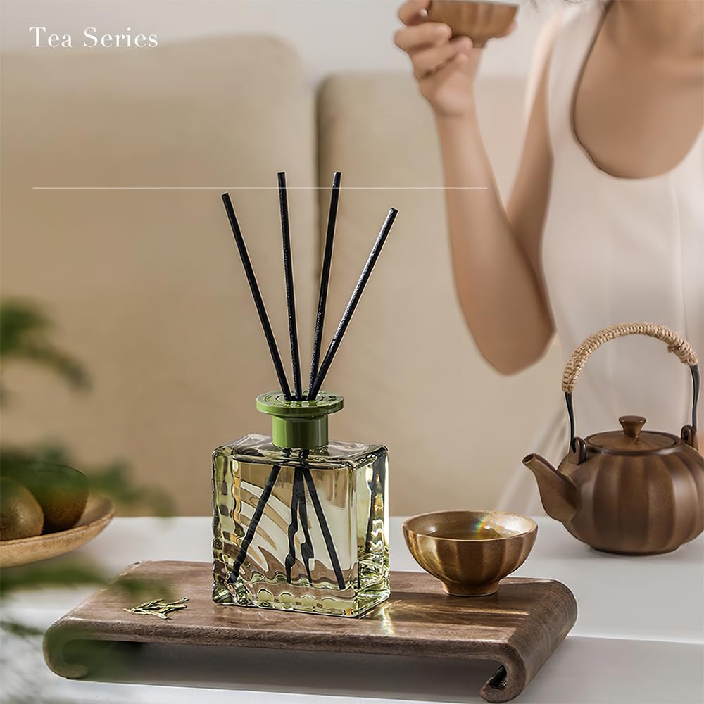 Reed Diffuser, Tea Fragrance Scented Oil with 4 Reed Sticks, Natural Long Lasting Essential Oil Air Freshener 200ml
