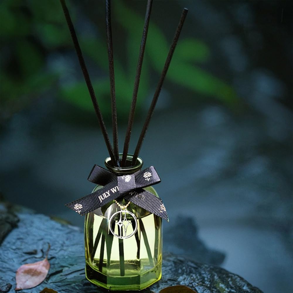 Reed Diffuser, Home Fragrance Essential Oil with 5 Reed Sticks for Home  Bathroom Office Décor 150ml
